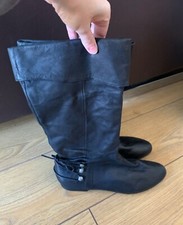 NEW SCHUH black faux leather