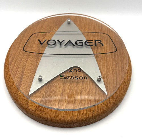 Star trek voyager cast crew - trek,