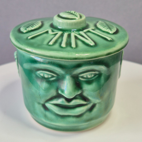 Vintage green face - face, sauce