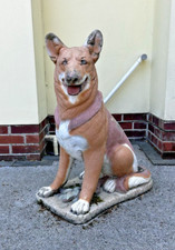 Henri Studio 1981 Lifesize German shepherd concrete garden ornament
