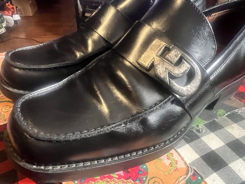 Red dead shoes size 9 - uk,