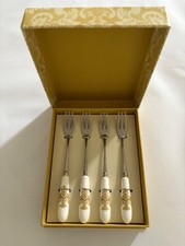 LAURA ASHLEY Beautiful Set of