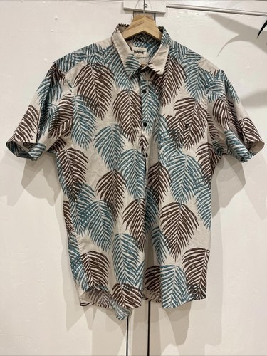 Tuk shirt - button, short