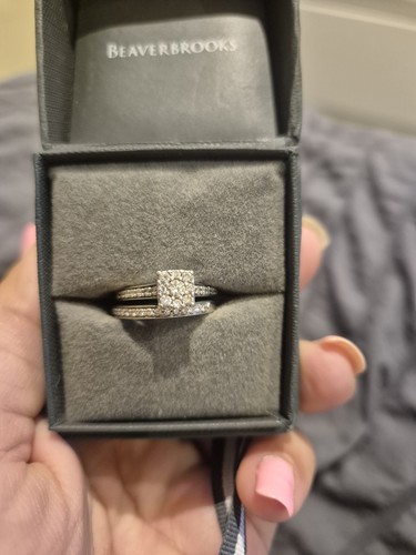 Beaverbrooks 9ct white gold - beaverbrooks,