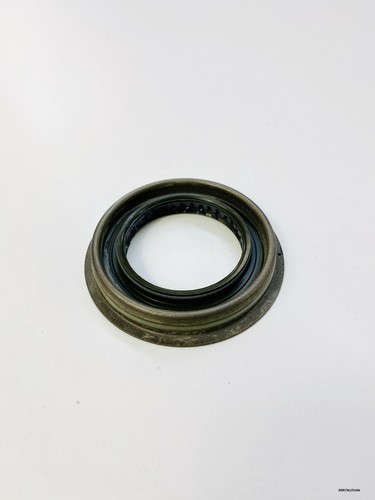Rear differential pinion - pinion, seal