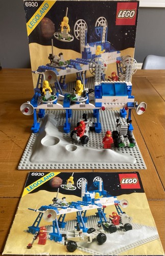 Lego space supply - lego, station