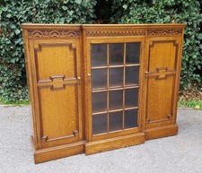 ANTIQUE OAK BREAKFRONT BOOKCASE