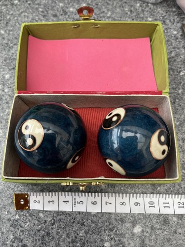 Chinese baoding balls yin yang - yin,