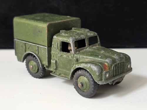 Dinky toys 641 austin - toys,