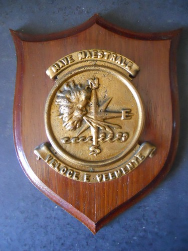 Crest master ship missile - master,