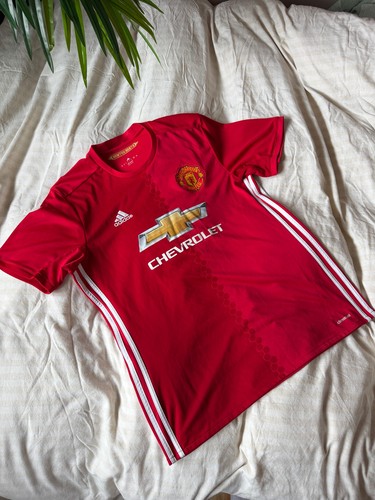 Manchester united adidas red - manchester,