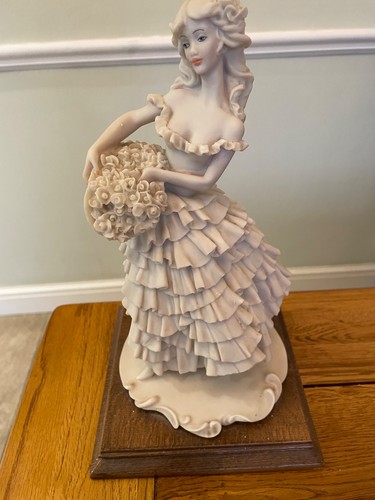 Belcari italian figurine - belcari,