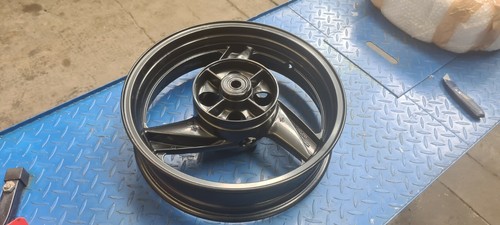 Kawasaki zzr 600 rear wheel - 600,