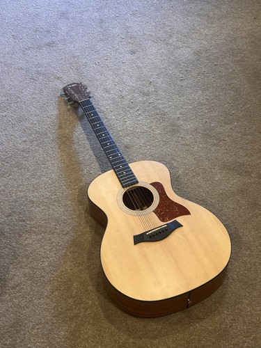 Taylor 114 acoustic guitar - taylor,