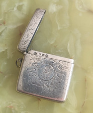 Antique Silver Vesta Case