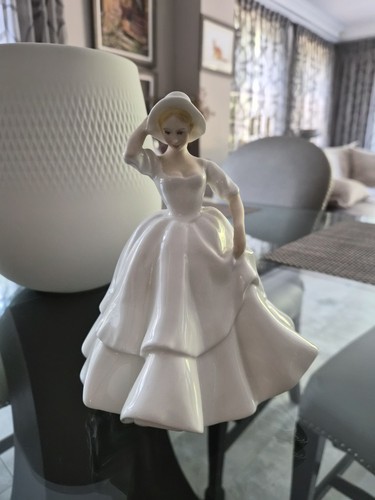 Royal doulton hn2954 - royal, '
