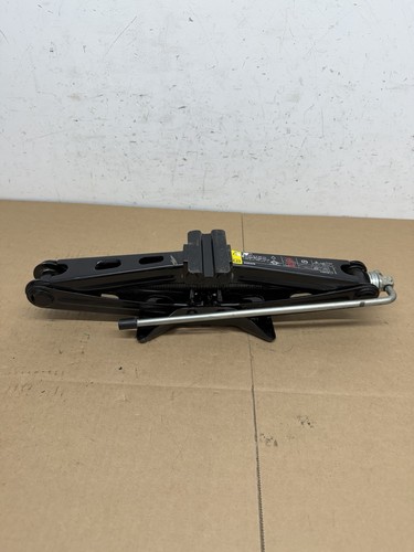 Volvo v40 lifting - volvo, 12-19