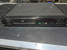 Denon DN-V200 Professional Rackmount DVD Player