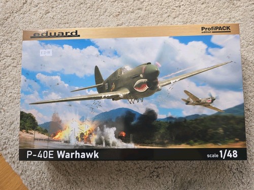 Eduard 40e warhawk - eduard, p-40e