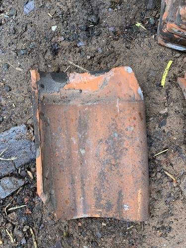 Reclaimed clay pan tile - clay,