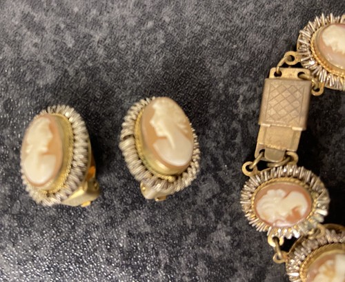 Vintage cameo bracelet clip - vintage,