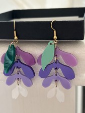  TATTY DEVINE drop petal leaf acrylic earrings 