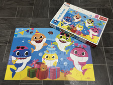 Baby Shark 24 piece jigsaw