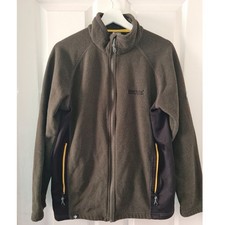 Regatta size medium green jacket coat mens