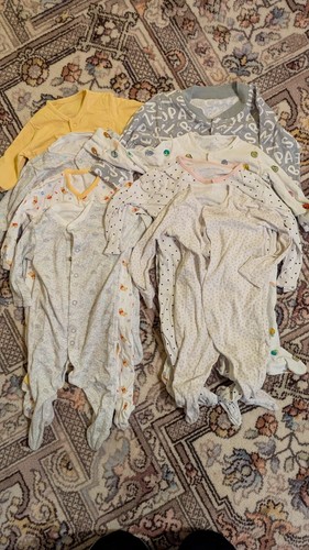Month baby clothes bundle - 3-6,