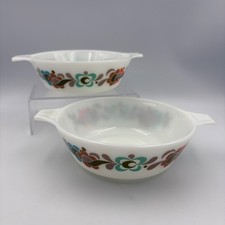 2 x Vintage JAJ Pyrex Carnaby