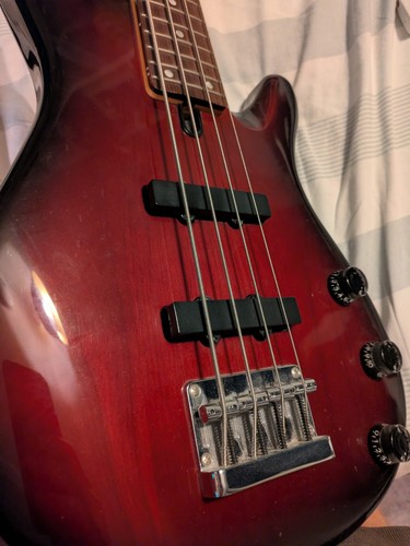 Yamaha bb404 bass guitar - yamaha,