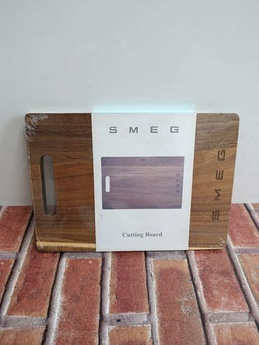 Smeg wooden cutting chopping - wooden,