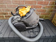 dyson dc19 vacuum cleaner
