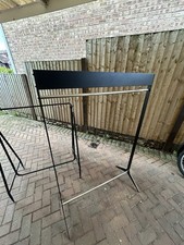 Retail Modern Standing Hanging