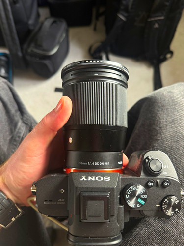 Sigma 16mm dc - dc, dn