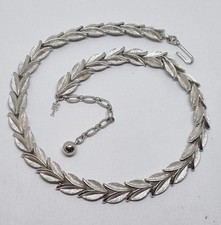 Vintage Trifari silver tone