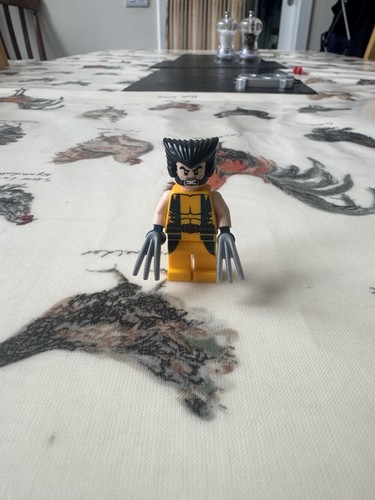 Lego wolverine minifigure - lego,
