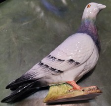 Beswick Grey Pigeon 1383 in nice clean condition 