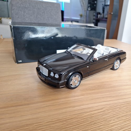 Scale minichamps 2006 - scale,