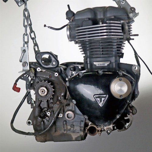 2017 triumph bonneville bobber - triumph,