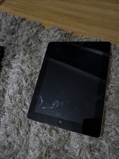 Apple Ipad 2nd Gen 9.7"  16 GB 