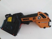 Worx Versacut™ 12V plunge circular saw