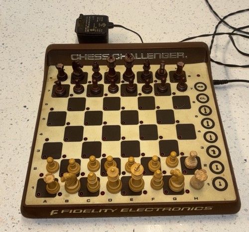 Fidelity electronics chess - fidelity,