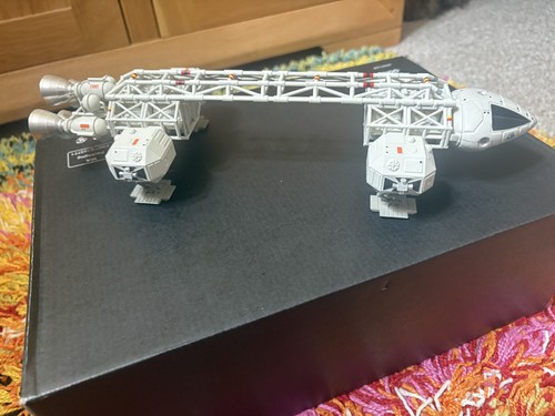 Sixteen space 1999 eagle - 12,