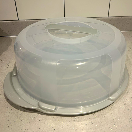 Round plastic cake container - round,