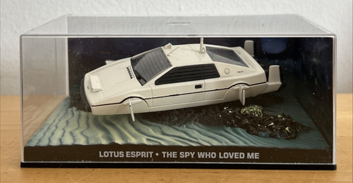 Lotus esprit 007 james - 007, bond