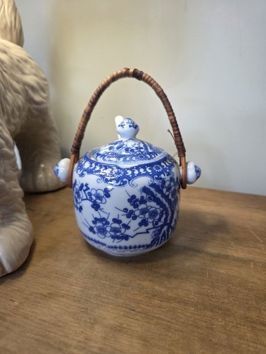 Vintage blue white thomas - blue,