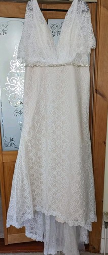 Bnwt house lace - jj,
