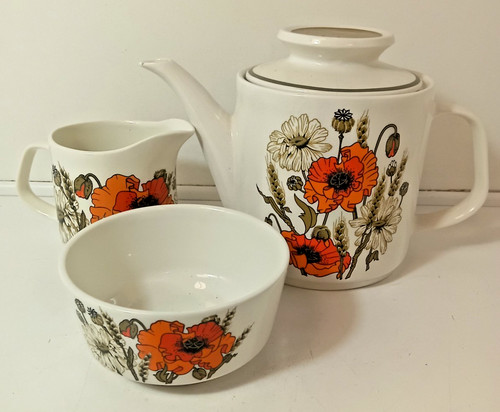 Meakin poppy tea - j&g,