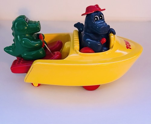 Tomy ski boat crocs - ski,